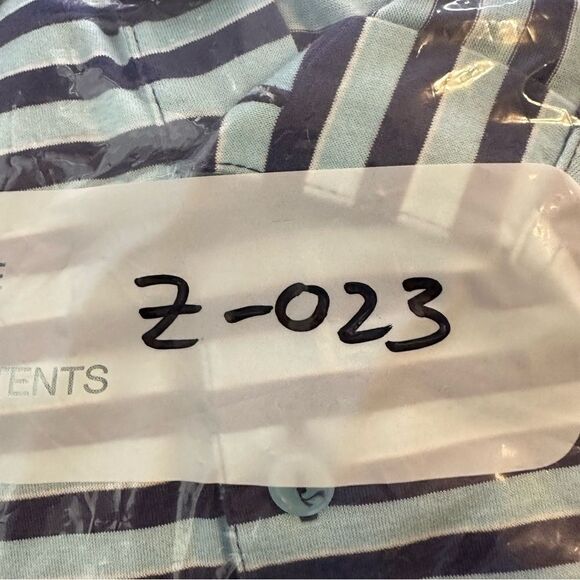 Peter Millar Sky Blue / Navy Striped Short Sleeve Crown Golf Polo Size Large - Picture 8 of 8